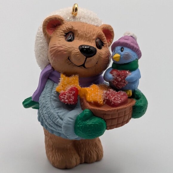 Hallmark Keepsake Sweet Friendship 1999, Vintage Christmas Ornament - Picture 1 of 11